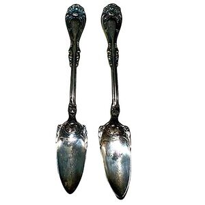 Vintage Wm A. Rogers A1. Hanover Silverplate Fruit Melon 6"  2 Spoons